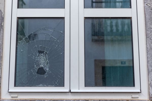 Cost of Window Glass Repair in Troy