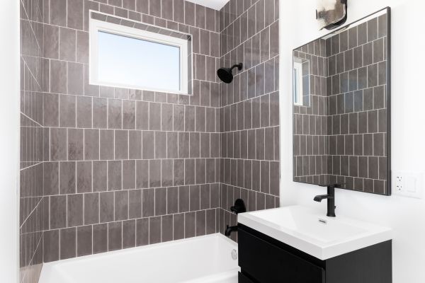 Cost of Shower Window Repair in Troy